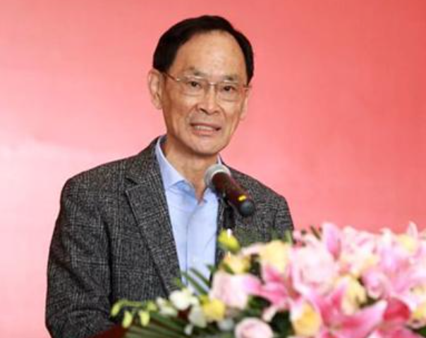 4月10日，潘震宙出席““君心印画”陶洪君书画艺术展开幕式”